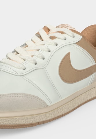 Jordan Sneaker 'Air Skyline' in Braun