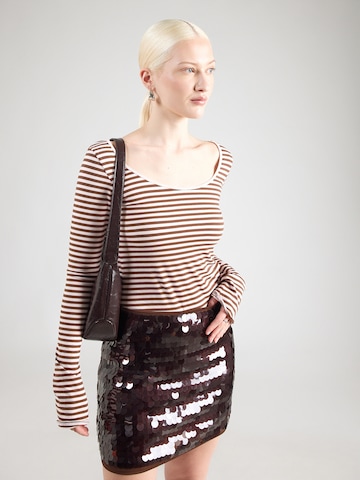 Monki Shirt in Brown: front