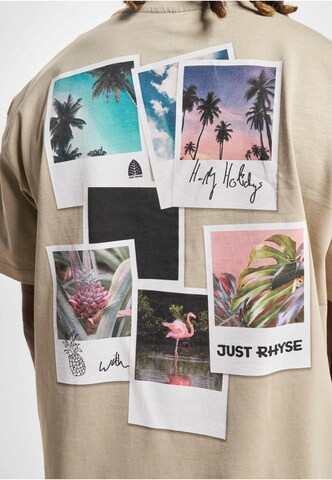Just Rhyse Shirt 'Happy Holidays' in Beige