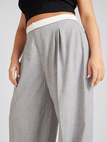 CITA MAASS co-created by ABOUT YOU Wide leg Pleat-Front Pants 'Gemma' in Grey