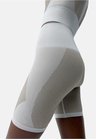 Born Living Yoga Skinny Sporthose 'Malia' in Beige