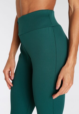 LASCANA ACTIVE Skinny Workout Pants in Green