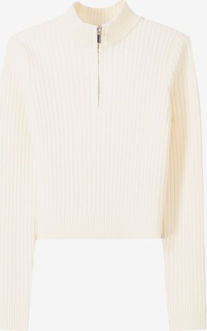 Bershka Sweater in Beige: front