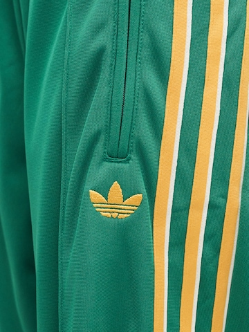 Loosefit Pantaloni 'FB' di ADIDAS ORIGINALS in verde