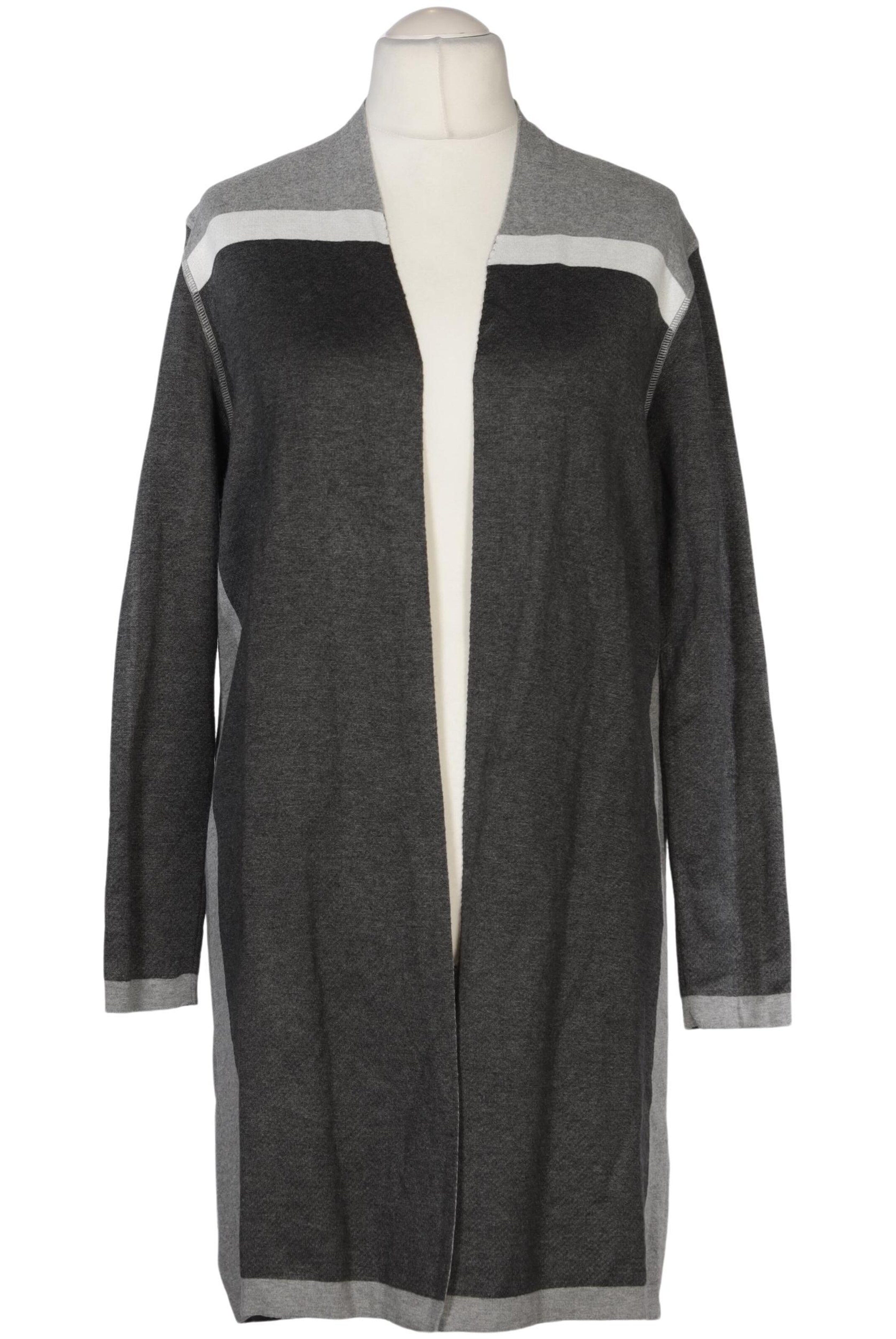 Expresso Sweater & Cardigan in L in Grey: front