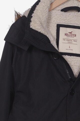 HOLLISTER Jacket & Coat in L in Black