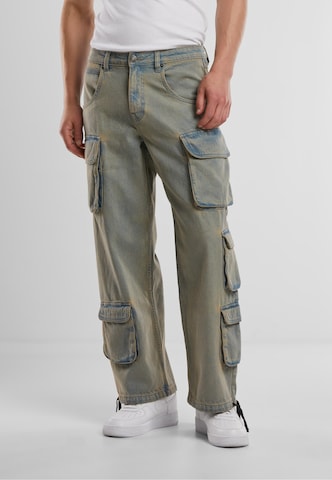 Urban Classics Regular Cargo Jeans in Blue: front