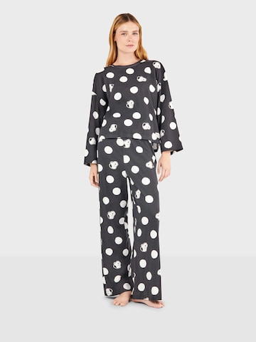 Gisela Пижама в Черный: спереди