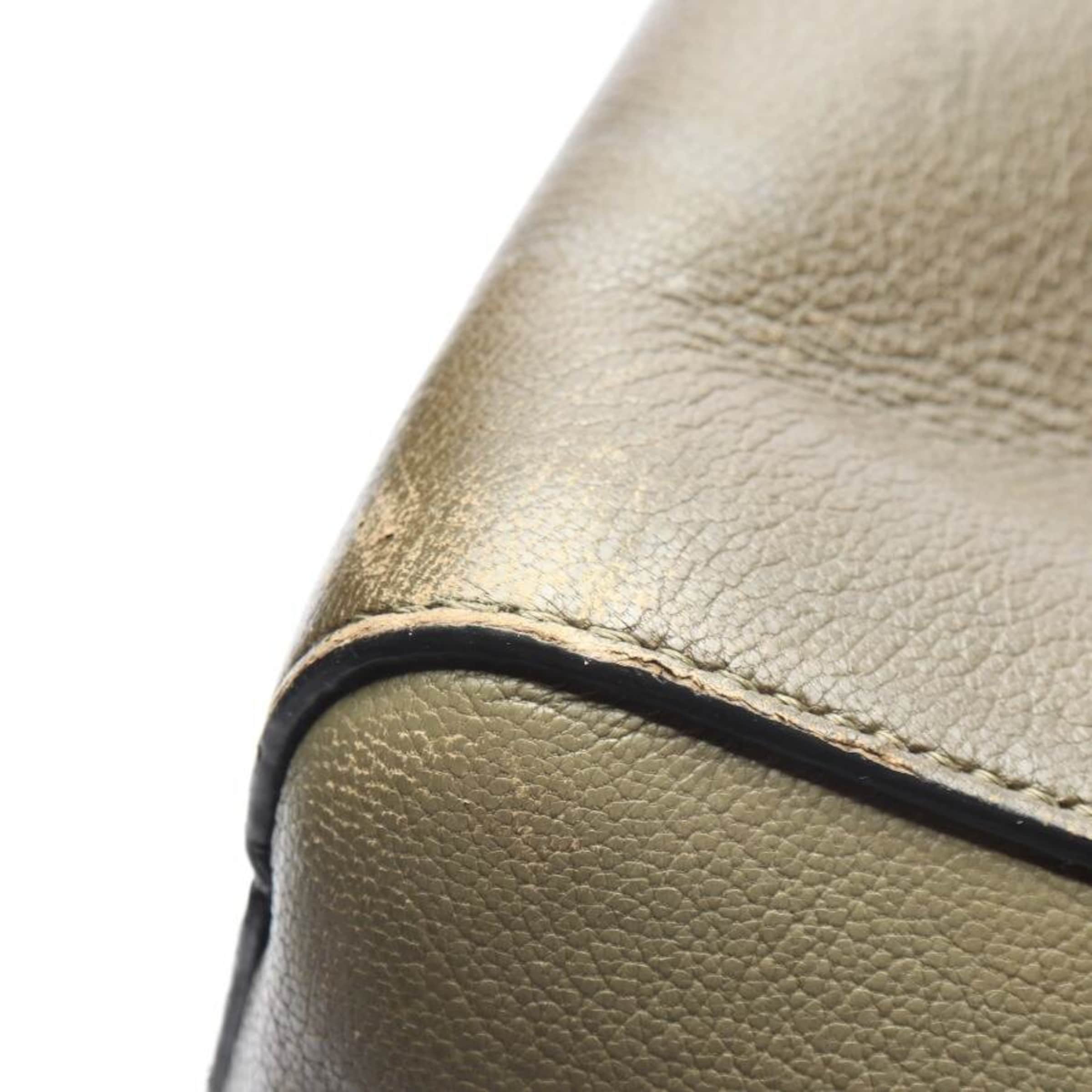 Givenchy Bag in One size in Green