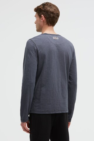 CAMP DAVID Shirt in Blue: front