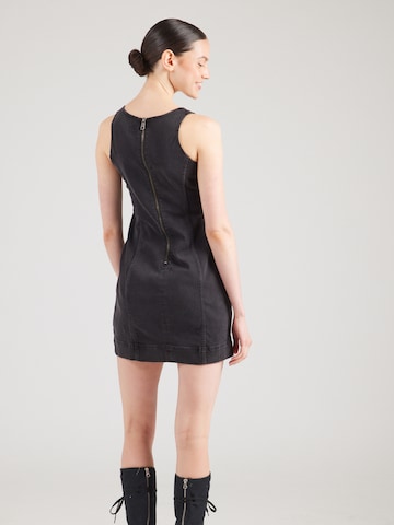 Lee Kesämekko 'FOREVERFIT' värissä musta: takapuoli