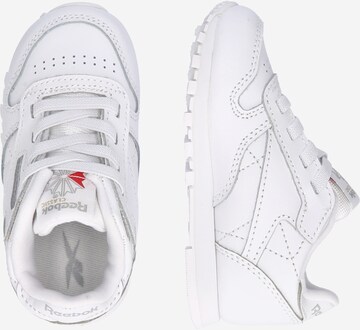 Baskets Reebok en blanc