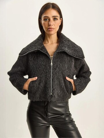 Cappotto di mezza stagione di Bianco Lucci in grigio