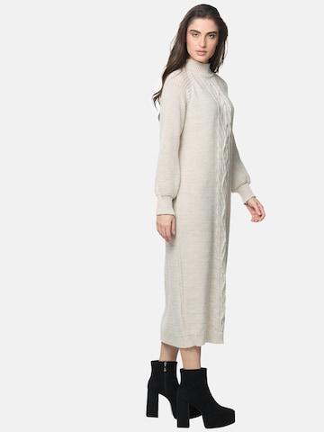 Robes en maille Elara en beige