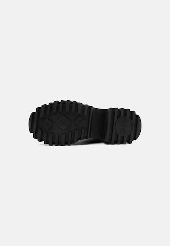 BUFFALO Lace-Up Boots in Black
