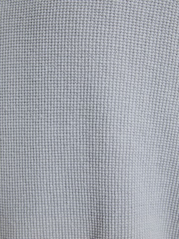 Bershka Pulover | siva barva