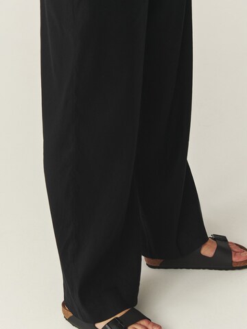 TATUUM Loose fit Trousers 'REJNA 1' in Black