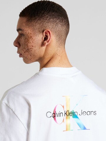 Tricou de la Calvin Klein Jeans pe alb