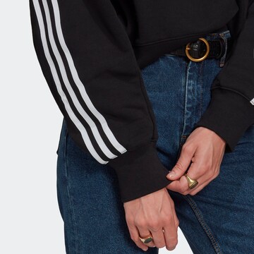 ADIDAS ORIGINALS Sweatshirt in Black