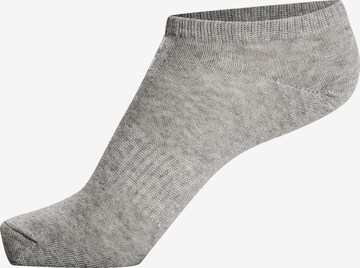 Chaussettes de sport 'Chevron' Hummel en gris