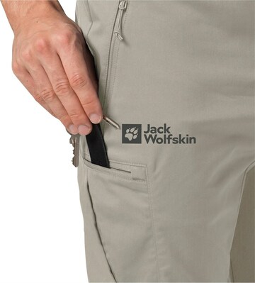 JACK WOLFSKIN Regular Outdoorhose in Grün