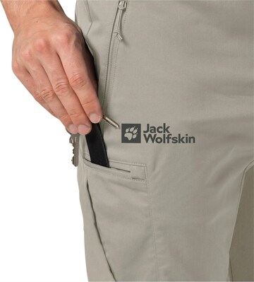 JACK WOLFSKIN Regular Outdoor Pants in Green