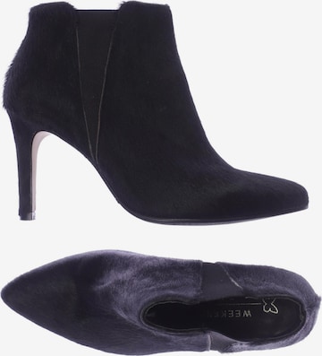 Weekend Max Mara Pumps 37 in Schwarz: predná strana