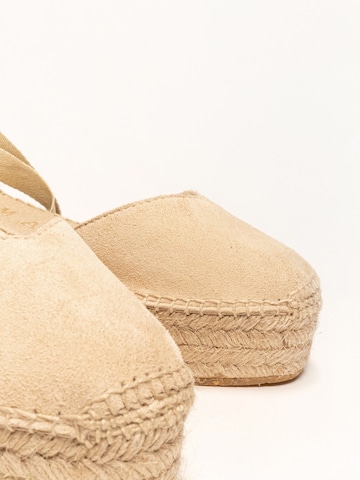 Sandalo 'Alpargata Cuña 6 cm' di Alhamas in beige