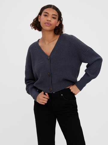 Cardigan 'Lea' VERO MODA en bleu : devant