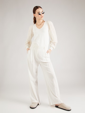 VILA Sweater 'LACINE' in White
