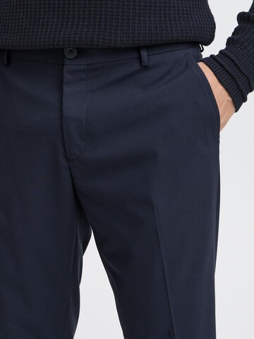 Coupe slim Pantalon ' CFPhilip ' Casual Friday en bleu