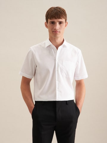 SEIDENSTICKER - Ajuste regular Camisa en blanco: frente