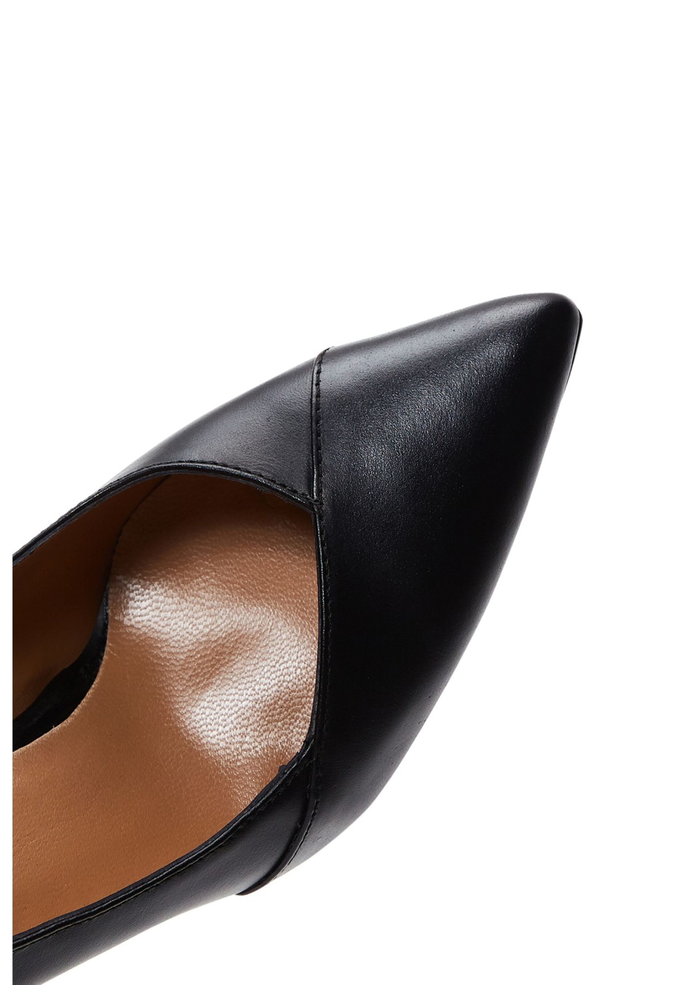 Derimod Pumps in Black