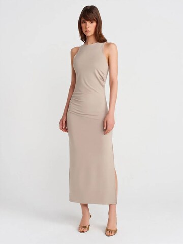 Dilvin Jurk in Beige