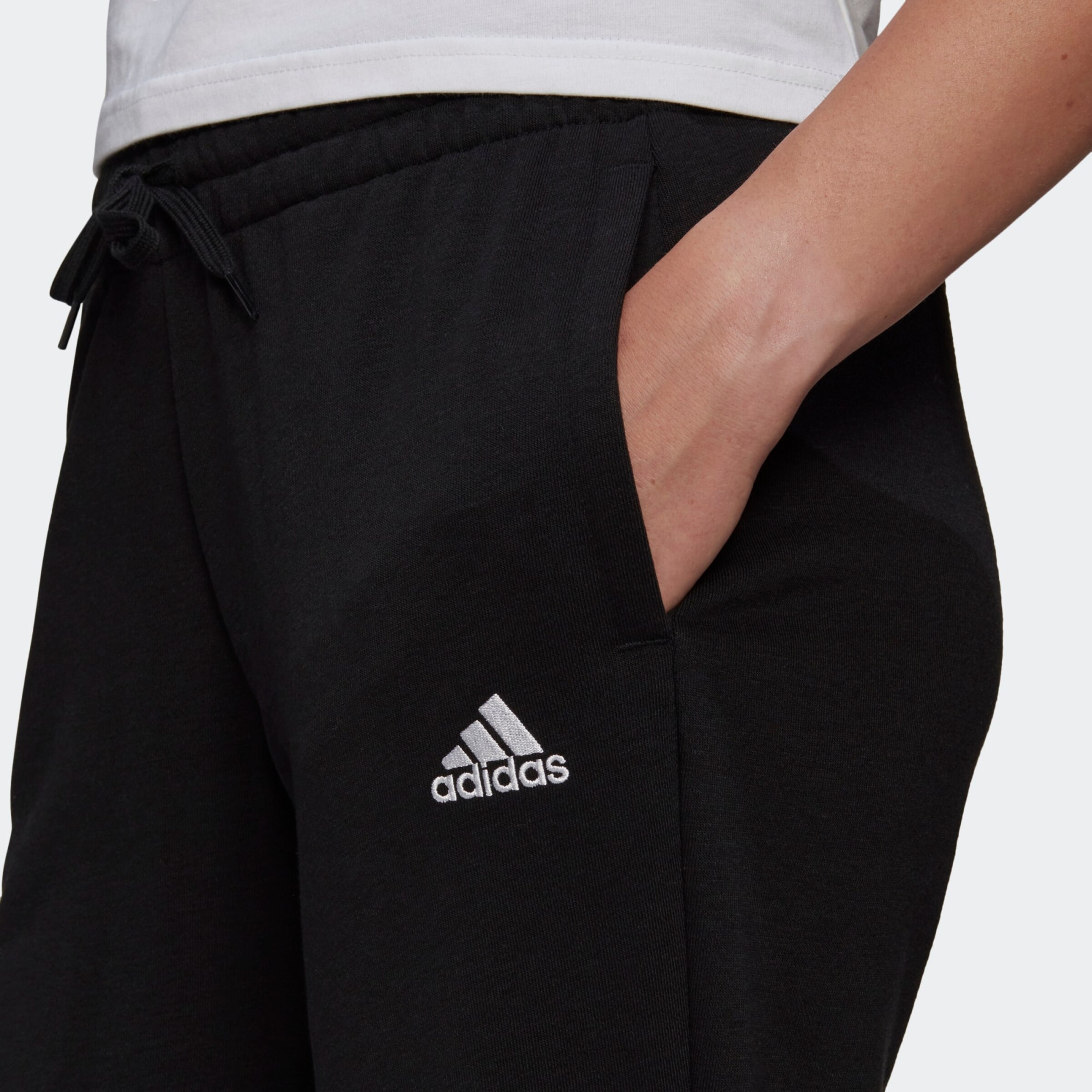 Frauen Sportarten ADIDAS PERFORMANCE Sporthose 'Essentials' in Schwarz - TI24236 Frauen Sportarten ADIDAS PERFORMANCE Sporthose 'Essentials' in Schwarz - TI24236