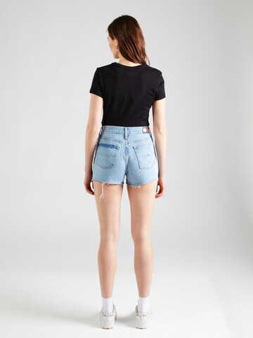 Tommy Jeans Slimfit Shorts 'Hot' in Blau