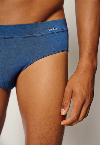Slip di Skiny in blu
