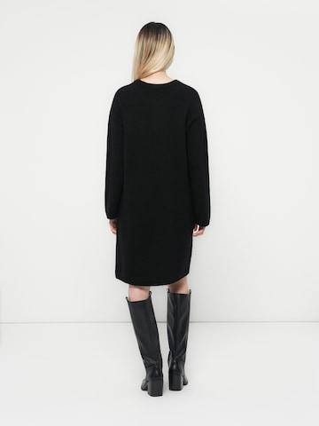 SELECTED Knitted dress 'SLFLULU' in Black