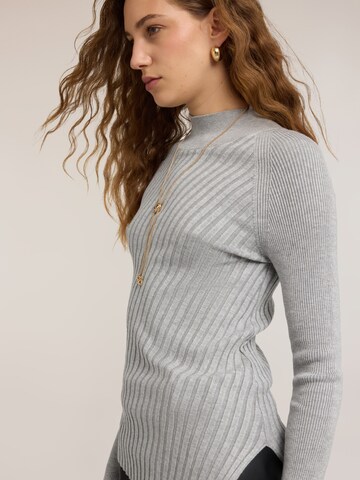 MOTIVI Pullover‌‌‌‌‌‌‌‌‌ in Grau