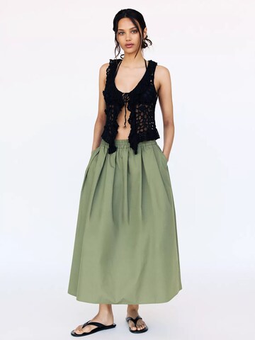 Pull&Bear Пола в зелено: отпред