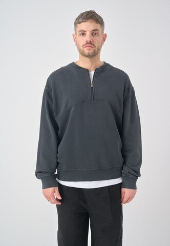 Cleptomanicx Sweatshirt 'Gunter' in Grau: Vorderseite