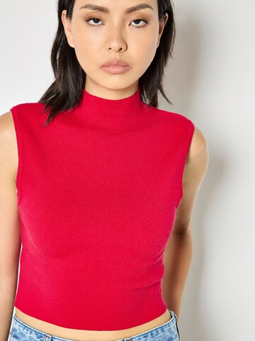 Tops en tricot Apricot en rouge