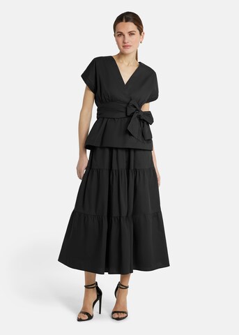 Nicowa Rok in Zwart: voorkant