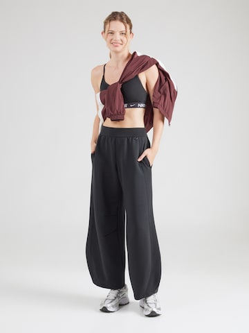 Barrel Pantalon de sport '24.7 ImpossiblySoft' NIKE en noir
