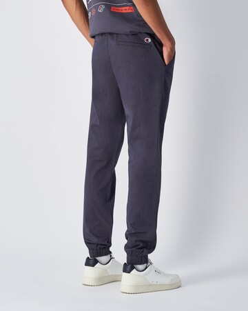 Champion Authentic Athletic Apparel Tapered Hose in Schwarz