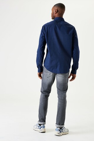 GARCIA Regular Fit Hemd in Blau