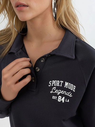 Busem Sweat-shirt en marine / blanc, Vue avec produit