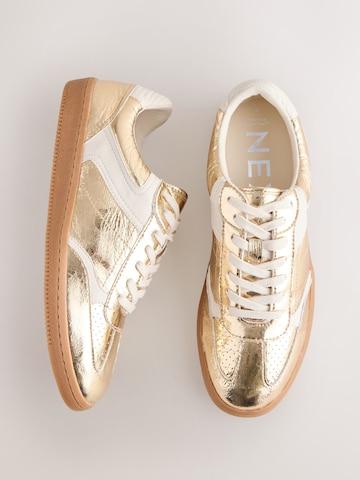Sneaker bassa 'Forever Comfort' di Next in oro