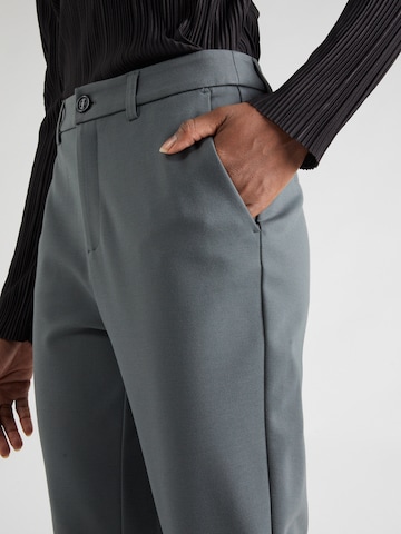 Regular Pantalon chino s.Oliver en vert