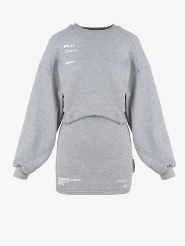 FEMSSY - Vestido 'PULSE' en gris: frente